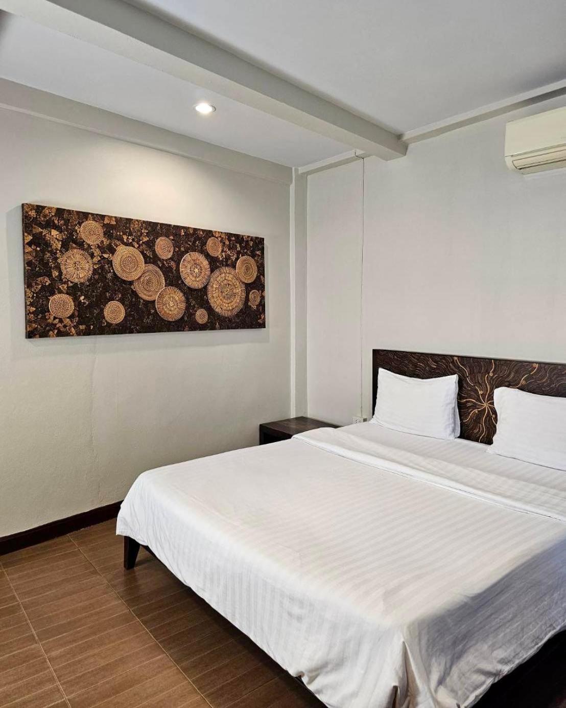 Baan Glang Soi Restaurant & Guesthouse Bangkok Camera foto
